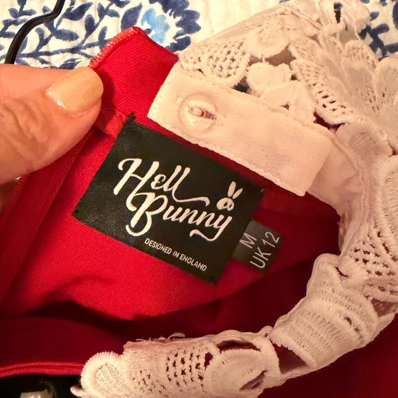 Hell bunny brand retro red lace dress - Picture 6 of 8